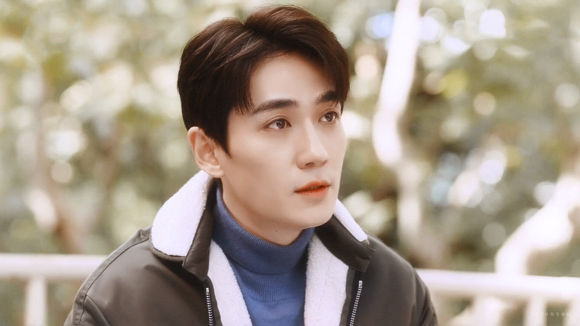 哈兰德状态火热,本赛季已攻入超30球,继续领跑欧洲射手榜,欧冠 哈兰德