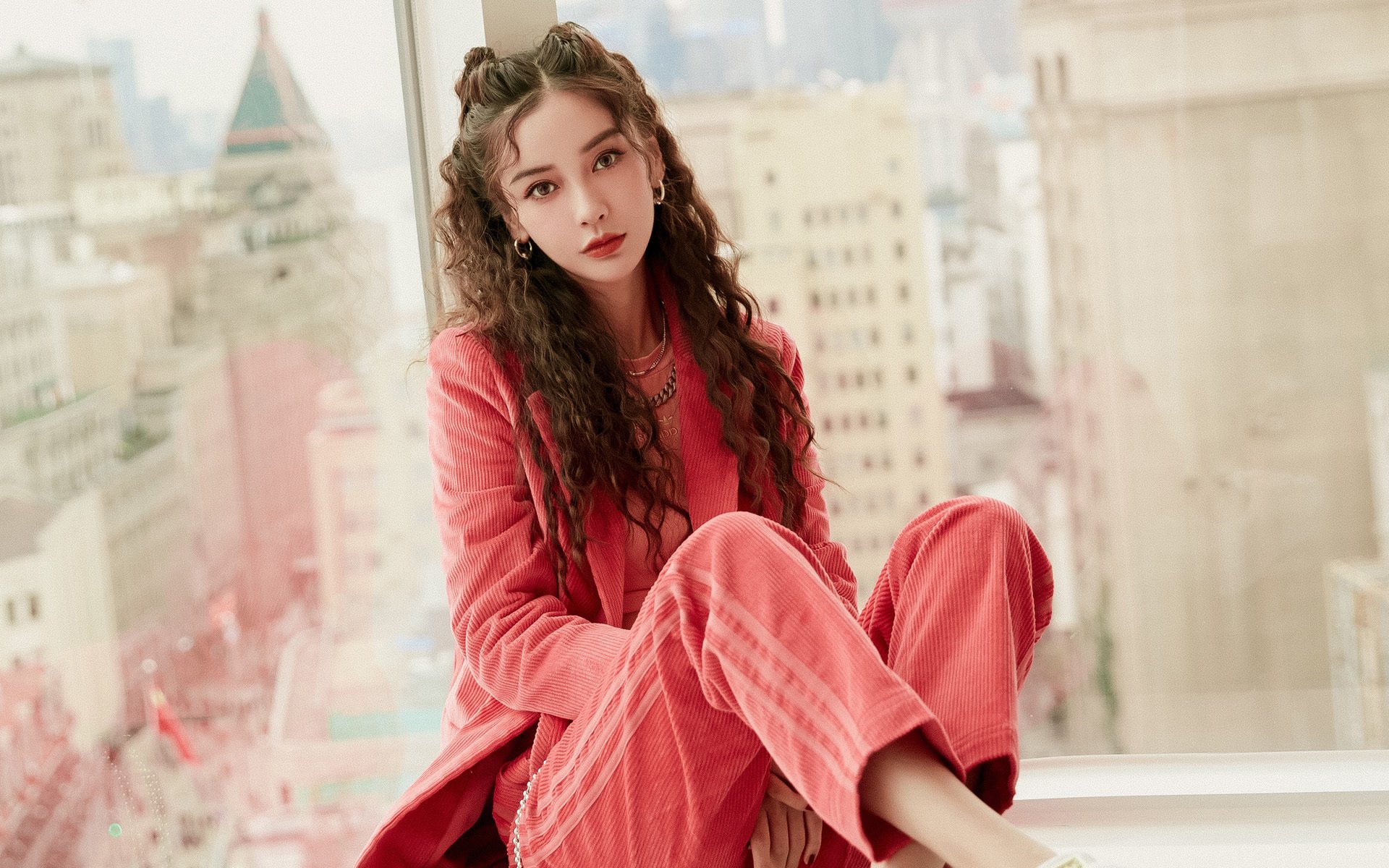 日本NHK特别报道:伊朗球员雪地控球如舞者,伊朗大雪